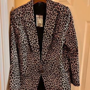 NEVER WORN Express Leopard Print Blazer